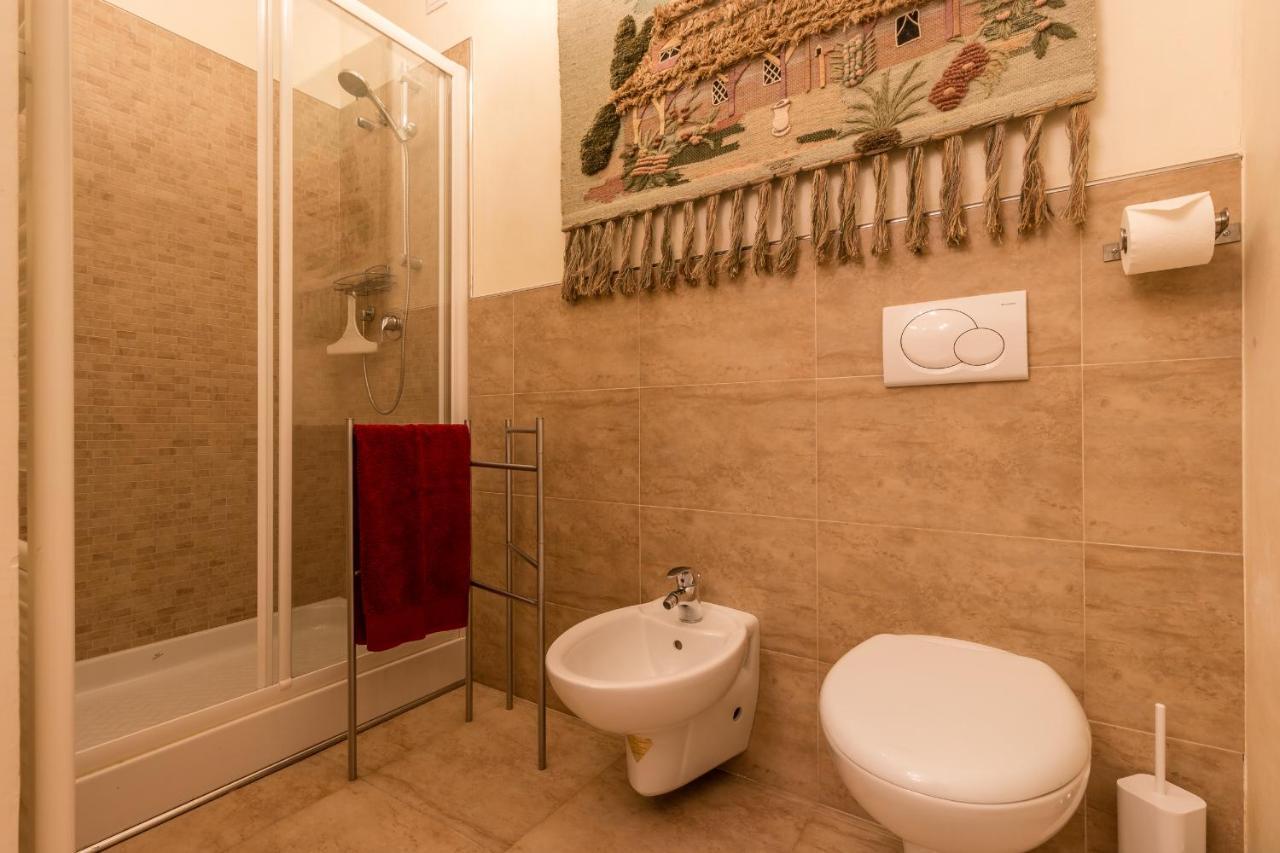 Doge'S Pantheon & St.Mark School In Hidden Venesia Bagian luar foto